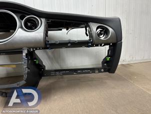 Panel z MINI Mini (R50/53) 1.6 16V Cooper 2004