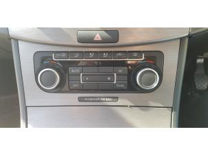 Used Air conditioning control panel Volkswagen Passat Variant (365) 2.0 TDI 16V 140 Price € 65,00 Margin scheme offered by Autodemontage Aandijk