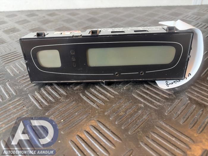 Used Interior display Renault Laguna II (BG) 1.6 16V Price € 19,99 Margin scheme offered by Autodemontage Aandijk