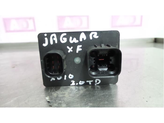 Glow plug relay from a Jaguar XF (CC9) 3.0 D V6 24V 2010
