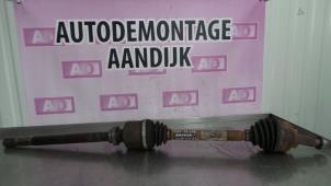 Used Front drive shaft, right Renault Vel Satis (BJ) 2.2 dCi 150 16V Price € 49,99 Margin scheme offered by Autodemontage Aandijk