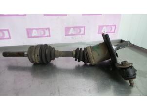 Used Front drive shaft, left Opel Frontera (6B) 2.2i 16V Price on request offered by Autodemontage Aandijk