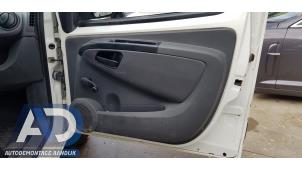Używane Tapicerka drzwi prawych wersja 2-drzwiowa Fiat Fiorino (225) 1.3 JTD 16V Multijet Cena € 39,99 Procedura marży oferowane przez Autodemontage Aandijk