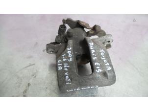 Used Rear brake calliper, left Toyota Auris (E15) 1.6 Dual VVT-i 16V Price € 39,99 Margin scheme offered by Autodemontage Aandijk