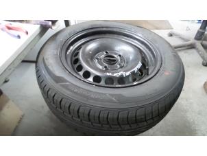 Used Wheel + tyre Volkswagen Passat (3B3) 1.8 Turbo 20V Price € 49,99 Margin scheme offered by Autodemontage Aandijk