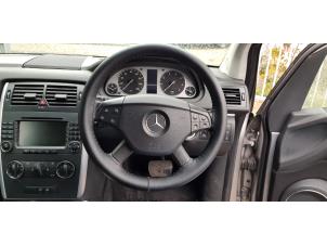Używane Kierownica Mercedes B (W245,242) 1.7 B-170 16V Cena € 49,99 Procedura marży oferowane przez Autodemontage Aandijk
