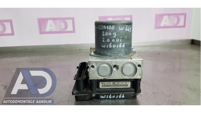 Used ABS pump Mercedes A (W169) 2.0 A-180 CDI 16V Price € 64,99 Margin scheme offered by Autodemontage Aandijk