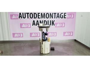 Used Booster pump Mercedes A (W169) 2.0 A-180 CDI 16V Price € 74,99 Margin scheme offered by Autodemontage Aandijk