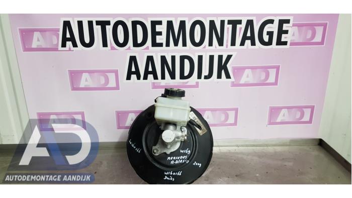 Usagé Servo frein Mercedes A (W169) 2.0 A-180 CDI 16V Prix € 29,99 Règlement à la marge proposé par Autodemontage Aandijk