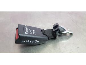 Usagé Insertion ceinture de sécurité arrière centre Peugeot 108 1.2 VTi 12V Prix € 29,99 Règlement à la marge proposé par Autodemontage Aandijk