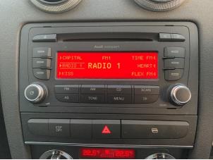 Used Radio CD player Audi A3 Sportback (8PA) 2.0 TDI 16V Price € 74,99 Margin scheme offered by Autodemontage Aandijk