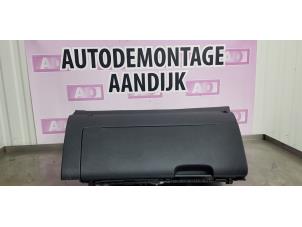 Used Glovebox Skoda Octavia Combi (1Z5) 1.9 TDI Price € 40,00 Margin scheme offered by Autodemontage Aandijk