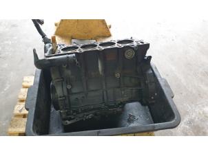 Used Engine crankcase Mercedes B (W245,242) 2.0 B-180 CDI 16V Price € 200,00 Margin scheme offered by Autodemontage Aandijk