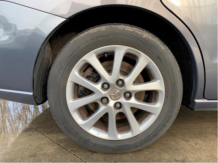 Set of sports wheels from a Mazda 5 (CR19) 1.8i 16V 2010