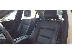 Gebrauchte Sitz links Mercedes E (W212) E-200 CDI 16V BlueEfficiency,BlueTEC Preis € 174,99 Margenregelung angeboten von Autodemontage Aandijk
