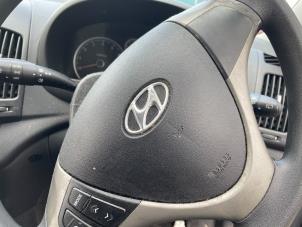 Usados Airbag izquierda (volante) Hyundai i30 (FD) 1.4 CVVT 16V Precio € 74,99 Norma de margen ofrecido por Autodemontage Aandijk