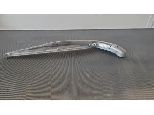 Used Rear wiper arm Honda Jazz (GE6/GE8/GG/GP) 1.4 VTEC 16V Price € 14,99 Margin scheme offered by Autodemontage Aandijk