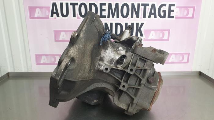 Gearbox from a Opel Corsa D 1.2 16V 2008