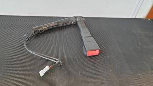 Used Seatbelt tensioner, right BMW 3 serie (E90) 320d 16V Price € 74,99 Margin scheme offered by Autodemontage Aandijk