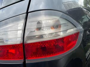 Gebrauchte Rücklicht rechts Ford S-Max (GBW) 2.0 TDCi 16V 140 Preis € 39,99 Margenregelung angeboten von Autodemontage Aandijk