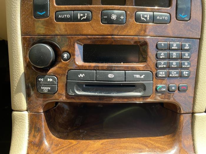Radioodtwarzacz CD z Peugeot 607 (9D/U) 2.2 16V 2004
