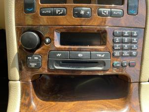 Używane Radioodtwarzacz CD Peugeot 607 (9D/U) 2.2 16V Cena € 149,99 Procedura marży oferowane przez Autodemontage Aandijk