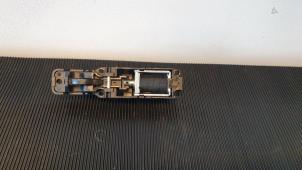 Used Glovebox lock Jaguar XF (CC9) 3.0 D V6 24V Price € 24,99 Margin scheme offered by Autodemontage Aandijk