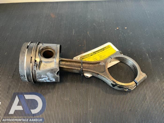 Usagé Piston Landrover Range Rover Sport (LS) 3.6 TDV8 32V Prix € 49,99 Règlement à la marge proposé par Autodemontage Aandijk