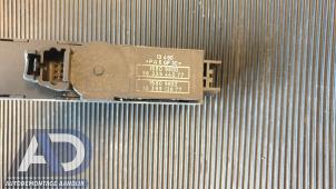 Commande ordinateur de bord d'un Peugeot 607 (9D/U) 2.2 16V 2004