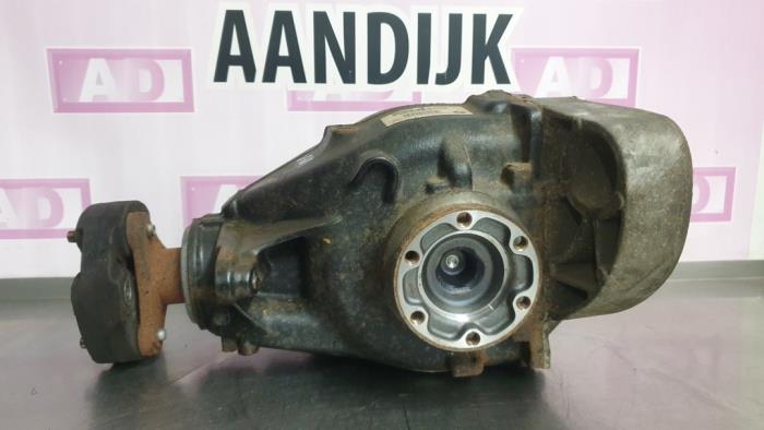 Rear differential from a BMW X1 (E84) sDrive 20d 2.0 16V 2012