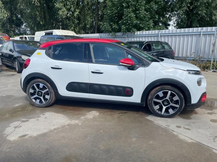 Style, middle right from a Citroën C3 (SX/SW) 1.2 12V e-THP PureTech 110 2019