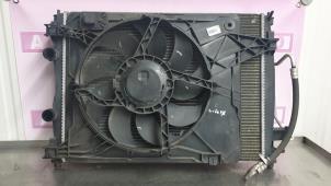 Usados Ventilador de radiador Nissan Qashqai (J10) 1.5 dCi Precio € 79,99 Norma de margen ofrecido por Autodemontage Aandijk
