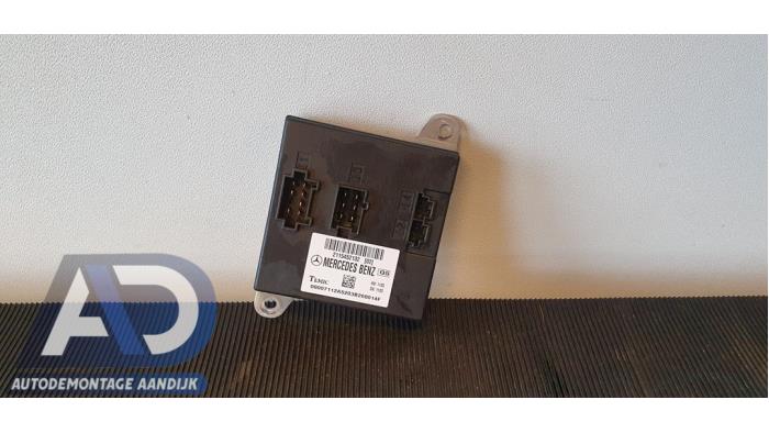 Used Body control computer Mercedes E (W211) 3.2 E-320 CDI 24V Price € 29,99 Margin scheme offered by Autodemontage Aandijk