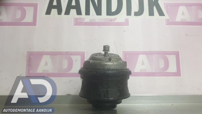 Used Engine mount Mercedes C (W203) 1.8 C-180K 16V Price € 24,99 Margin scheme offered by Autodemontage Aandijk