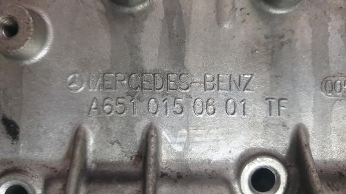 Timing cover from a Mercedes-Benz E Estate (S212) E-200 CDI 16V BlueEfficiency,BlueTEC 2015