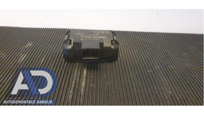 Begagnade Regnsensor Ford Mondeo IV Wagon 2.0 TDCi 140 16V Pris € 24,99 Marginaltabell erbjuds av Autodemontage Aandijk