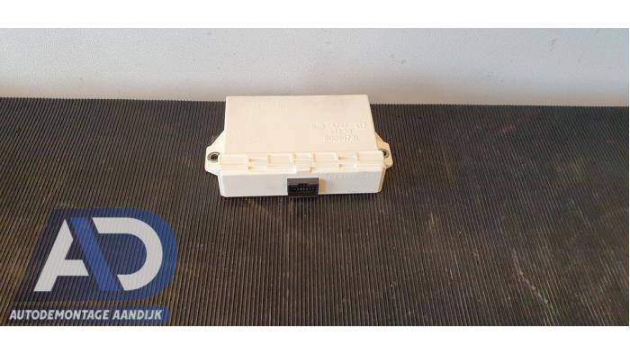 Begagnade Komfortmodul Alfa Romeo 156 (932) 1.6 Twin Spark 16V Pris € 24,99 Marginaltabell erbjuds av Autodemontage Aandijk