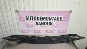 Used Cowl top grille Mercedes B (W246,242) 1.6 B-180 BlueEFFICIENCY Turbo 16V Price € 39,99 Margin scheme offered by Autodemontage Aandijk