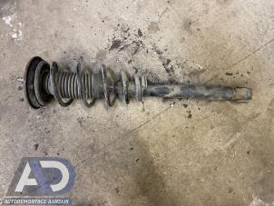 Gebrauchte Stoßdämpferstrebe links hinten Mitsubishi Eclipse (D3) 2.0 GS 16V Preis € 39,99 Margenregelung angeboten von Autodemontage Aandijk