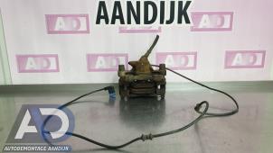 Begagnade Bakre bromsok, höger Mercedes C (W204) 2.2 C-220 CDI 16V Pris € 39,99 Marginaltabell erbjuds av Autodemontage Aandijk