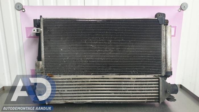 Usados Intercooler Alfa Romeo MiTo (955) 1.6 JTDm 16V Precio € 39,99 Norma de margen ofrecido por Autodemontage Aandijk