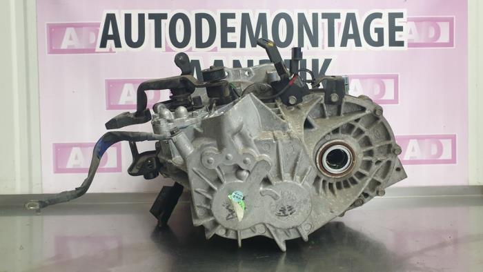 Gearbox from a Hyundai i10 (F5) 1.1i 12V 2012