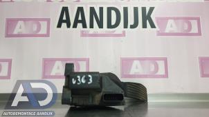 Gaspedalposition Sensor van een Opel Corsa D 1.2 16V 2008