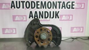 Usagé Joint avant gauche Mercedes C (W204) 2.2 C-220 CDI 16V Prix € 49,99 Règlement à la marge proposé par Autodemontage Aandijk