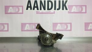 Usagé Pompe à huile Volkswagen Caddy III (2KA,2KH,2CA,2CH) 1.9 TDI Prix € 59,99 Règlement à la marge proposé par Autodemontage Aandijk