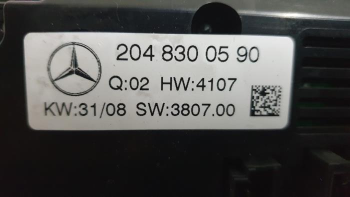 Panel Climatronic de un Mercedes-Benz C (W204) 2.2 C-220 CDI 16V 2008
