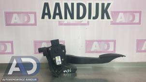 Gaspedalposition Sensor van een Opel Corsa C (F08/68) 1.2 16V Twin Port 2005