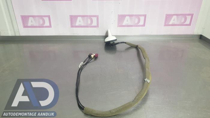 Begagnade Antenn Mercedes E (C207) E-350 CGI V6 24V Pris € 49,99 Marginaltabell erbjuds av Autodemontage Aandijk