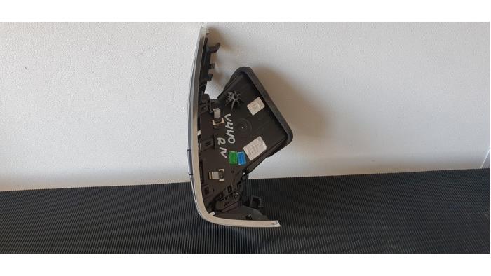 Dashboard vent from a Ford Focus 3 Wagon 1.6 TDCi ECOnetic 2014