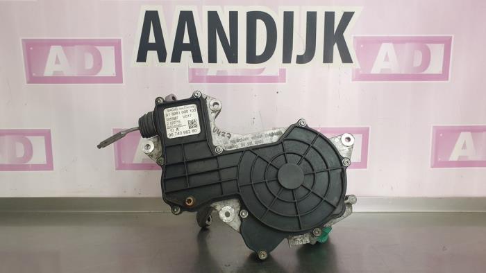 Robotised gearbox from a Citroën C4 Cactus (0B/0P) 1.2 PureTech 82 12V 2015